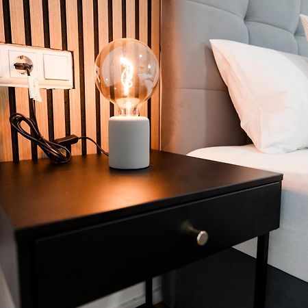 Kocasa-Apartments 01, City-Center Boeblingen, Stellplatz, Balkon, Waipu-Tv Εξωτερικό φωτογραφία