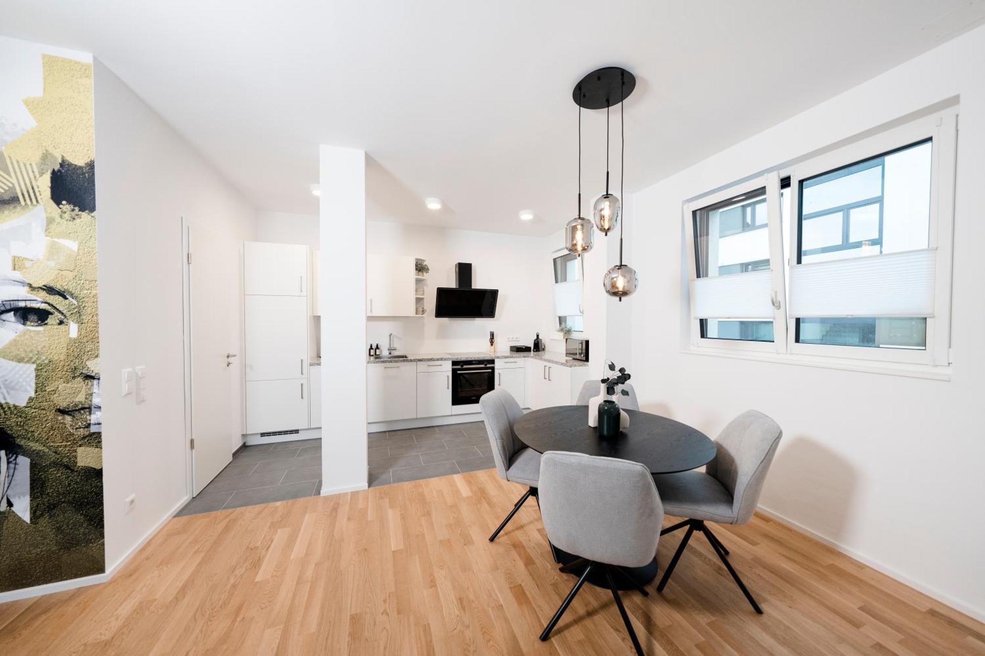 Kocasa-Apartments 01, City-Center Boeblingen, Stellplatz, Balkon, Waipu-Tv Εξωτερικό φωτογραφία